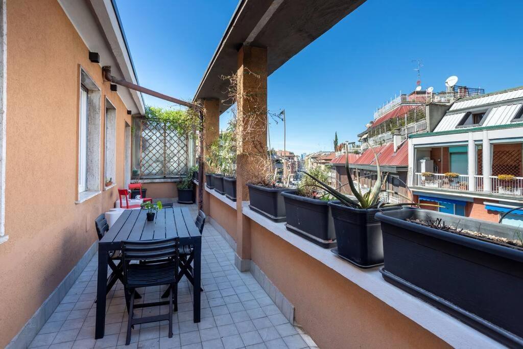 Ennio's Nest - Private Terrace Apartment Mailand